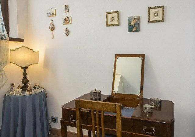 Unabhängiges Studio Monticiano 24250