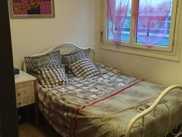 Roomlala | Wspólne mieszkanie w Onex, Kanton Genewa