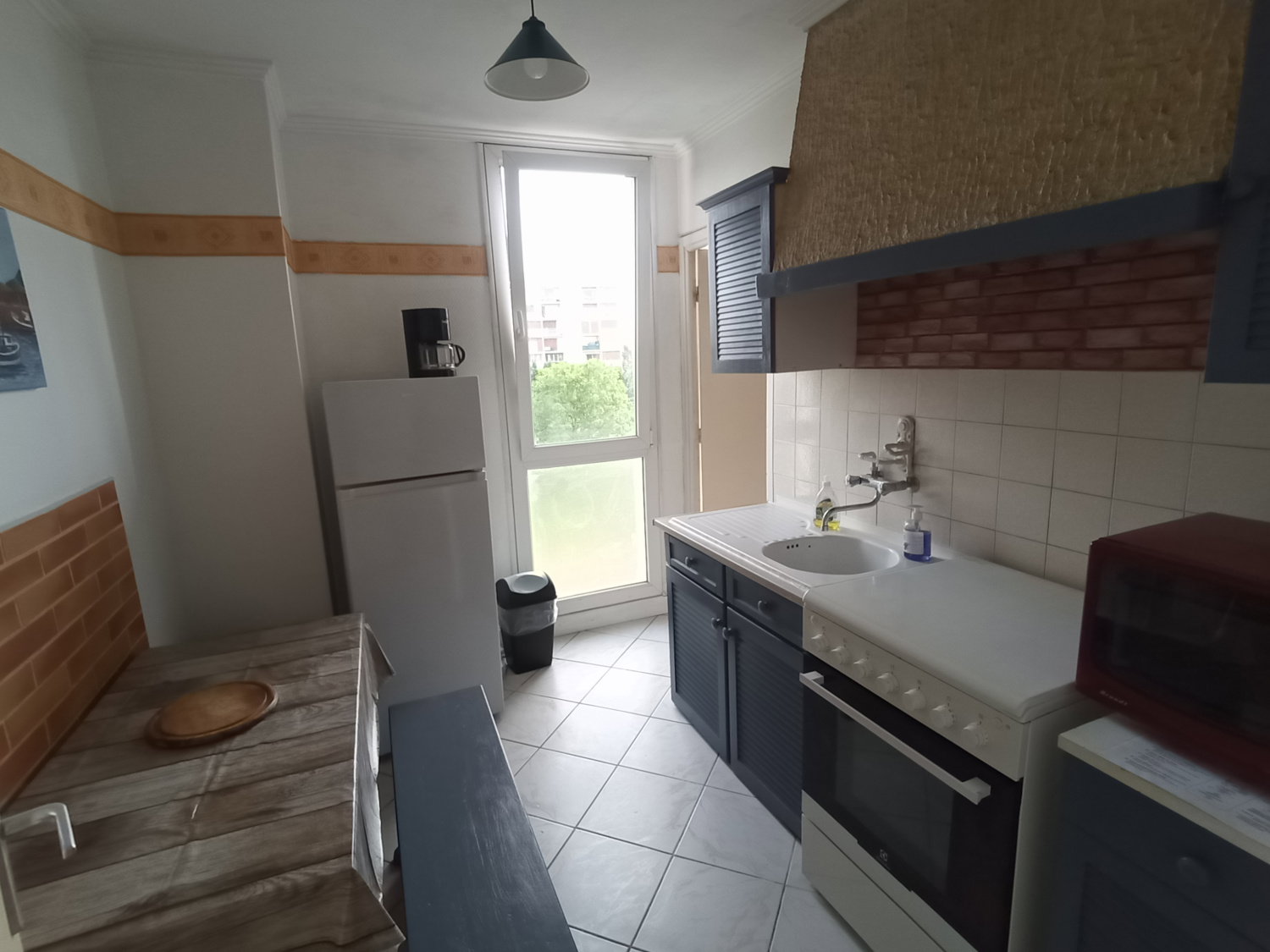 Kolokacja Troyes 96244