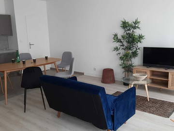 Roomlala | Wspólne pokoje do wynajęcia