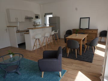 Roomlala | Wspólne zakwaterowanie dla dziewcząt w dzielnicy Paris La Défense
