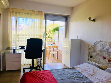 Roomlala | Wspólne zakwaterowanie dla studentów w pobliżu plaży, 8 km od Sophia-Antip