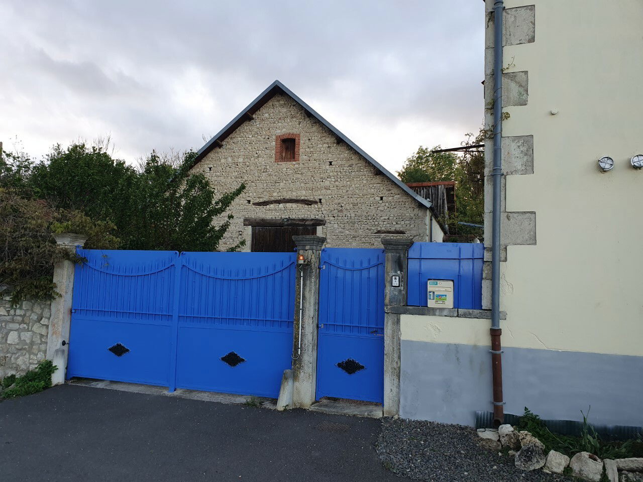 Kolokacja Saulzet 249433