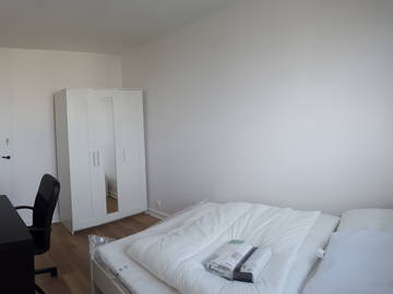 Roomlala | Wspólne zakwaterowanie w dzielnicy dworcowej, blisko centrum miasta