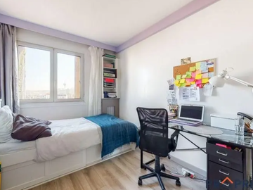 Roomlala | Wspólne zakwaterowanie w mieszkaniu o powierzchni 62 m2 w Massy