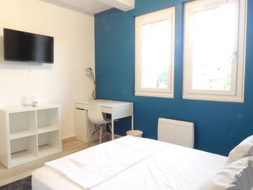 Roomlala | Wspólne zakwaterowanie w odnowionym mieszkaniu