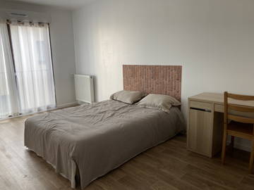 Roomlala | Wspólne zakwaterowanie w pobliżu Paryża