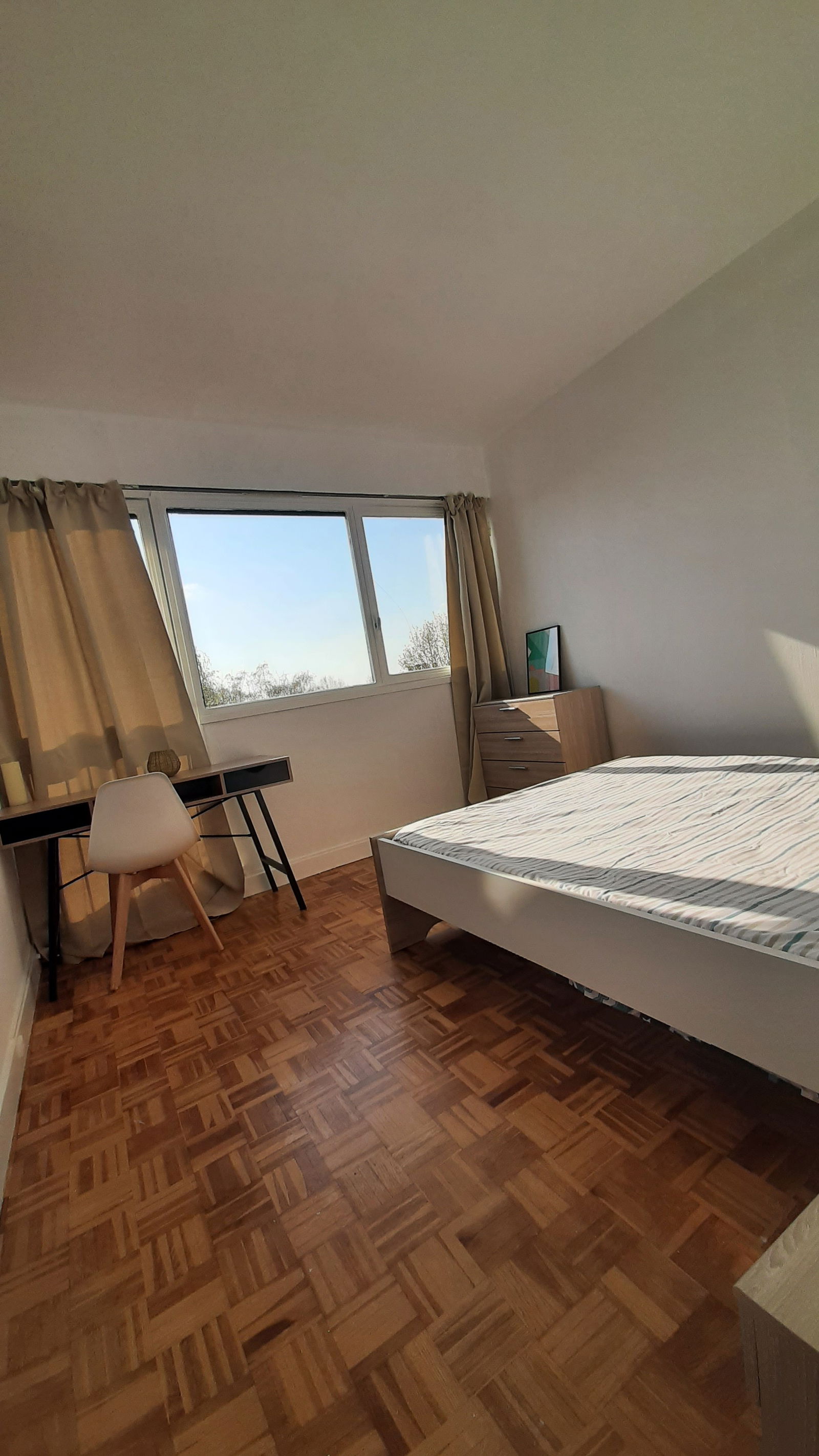 Kolokacja Pontoise 247815