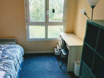 Roomlala | Wspólne zakwaterowanie w Vitry-sur-Seine