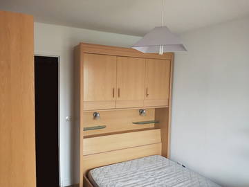Roomlala | Wspólne zakwaterowanie z tarasem w pobliżu lasu, sklepów, metra i RER