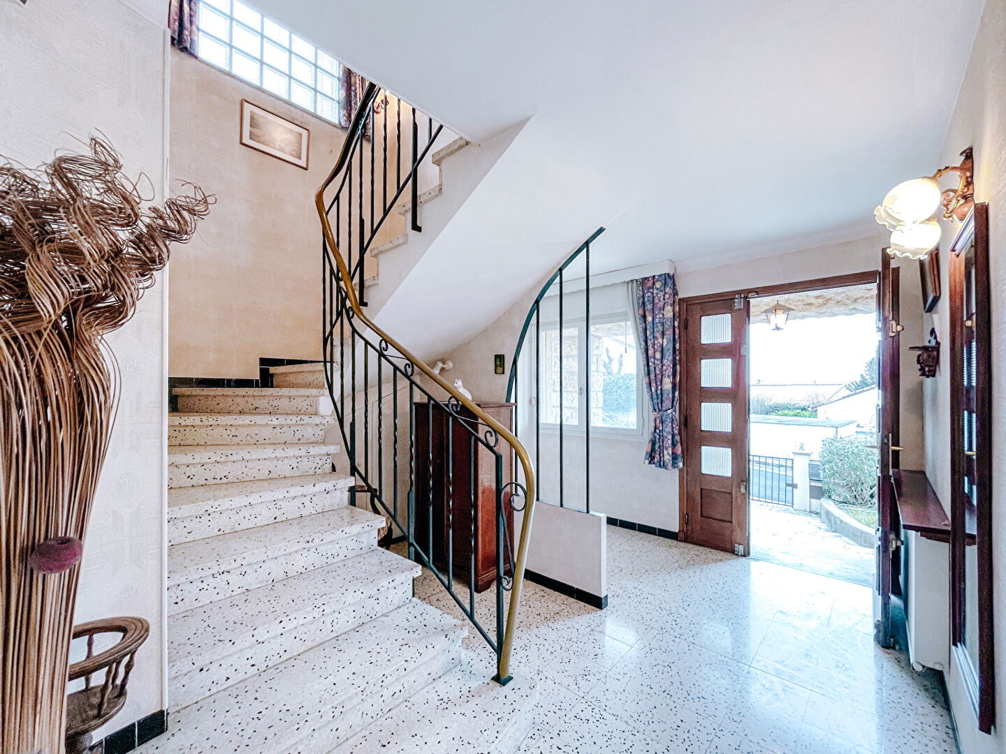 Kolokacja Castelnau-le-Lez 505224