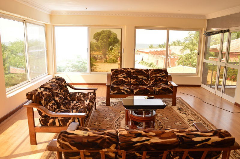 Unabhängiges Studio M'bour 188218