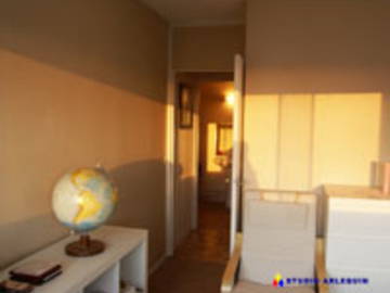 Roomlala | Wynajęcie umeblowanego pokoju