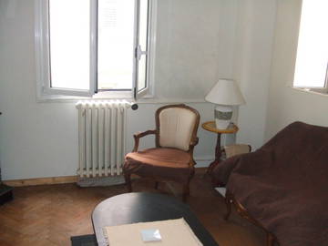 Roomlala | Wynajem F1 Umeblowany