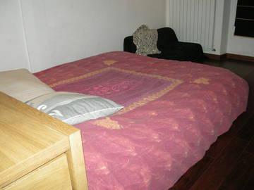 Roomlala | Wynajem pokoju 20 m2 z prywatną łazienką