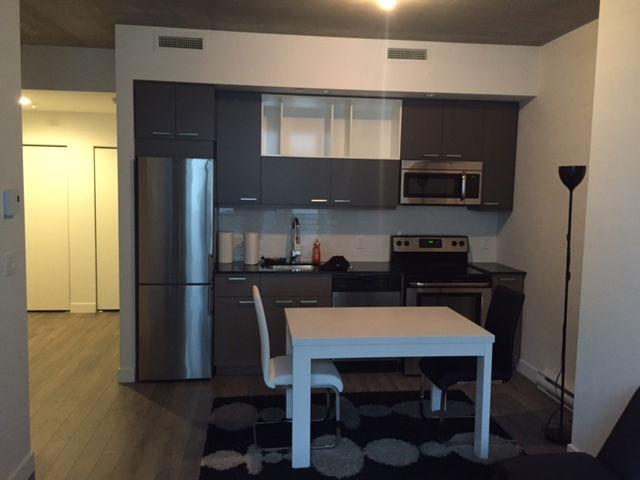 Niezależne Studio Montréal 74072