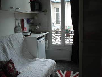 Roomlala | Wyposażone studio Bastille - pełen komfort