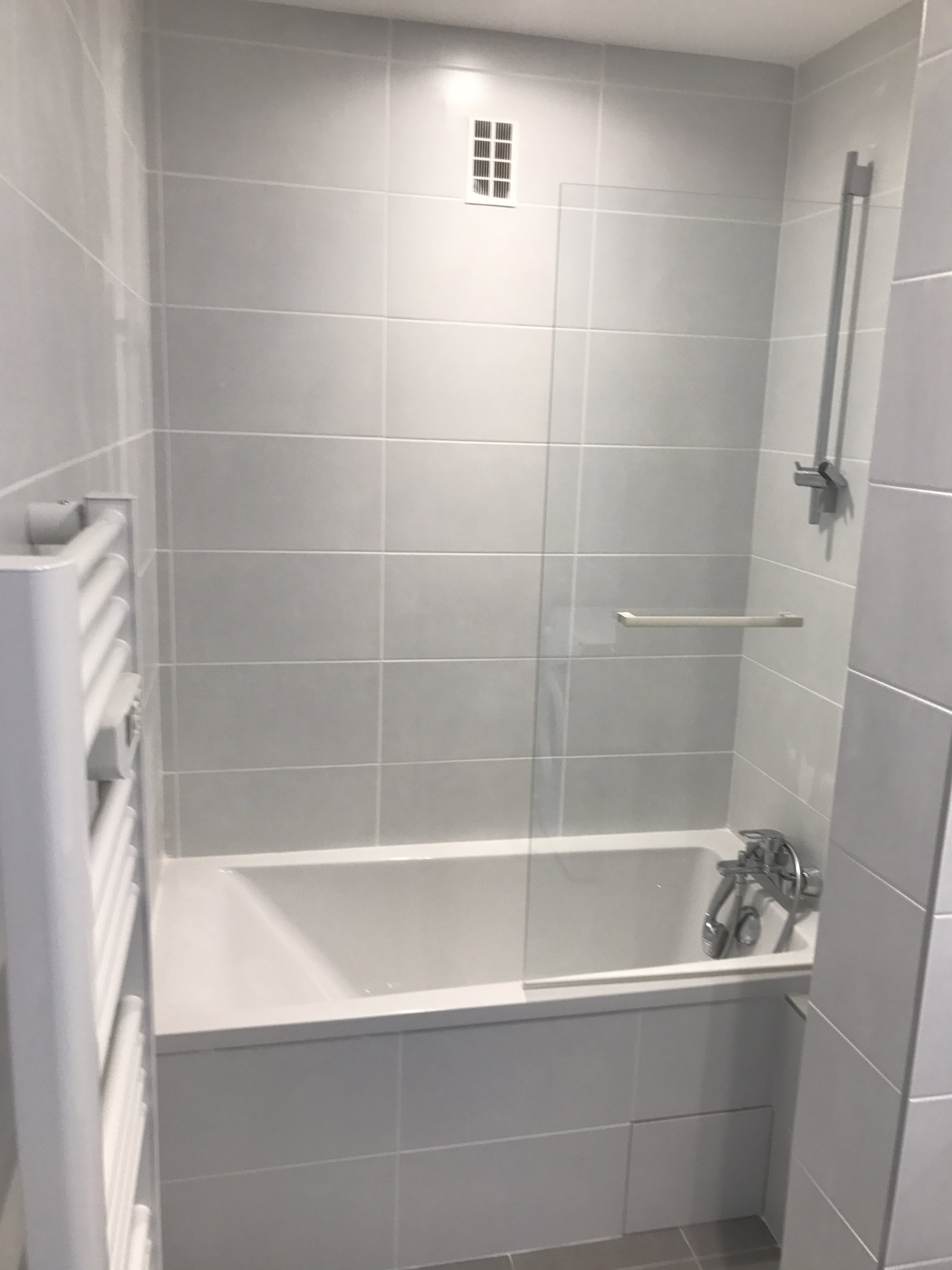 Kolokacja Bron 620294