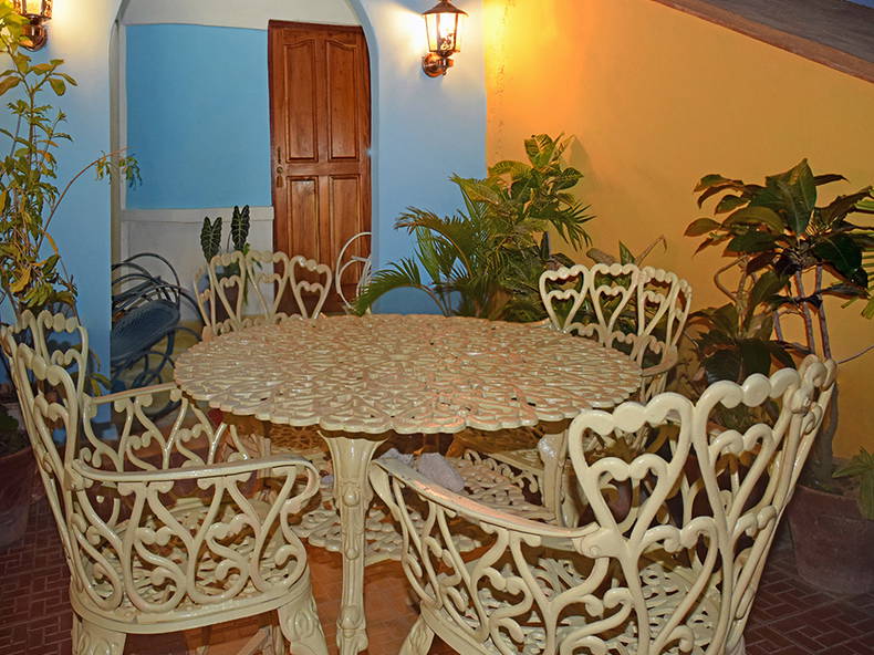Hospedagem Em Casa De Família Trinidad 233692-3