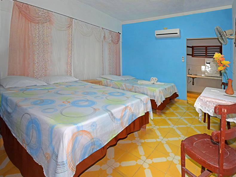 Hospedagem Em Casa De Família Trinidad 233692-5