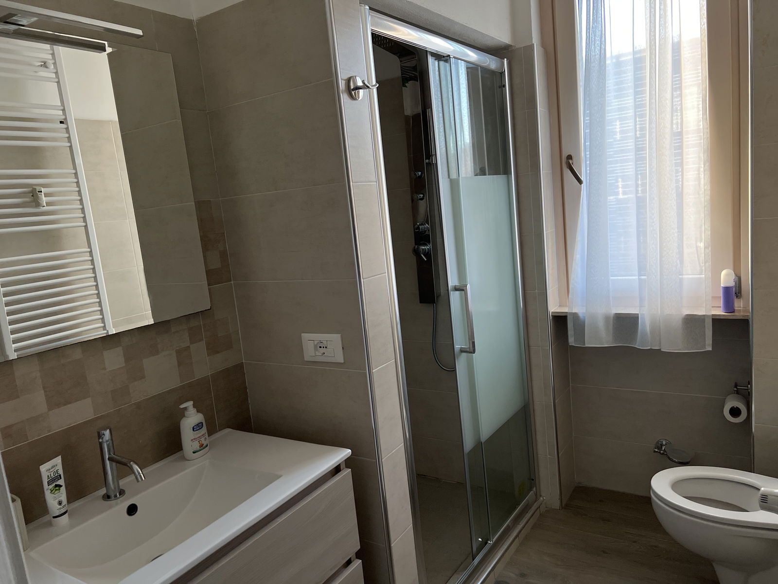 Itsenäinen Studio Milano 472275
