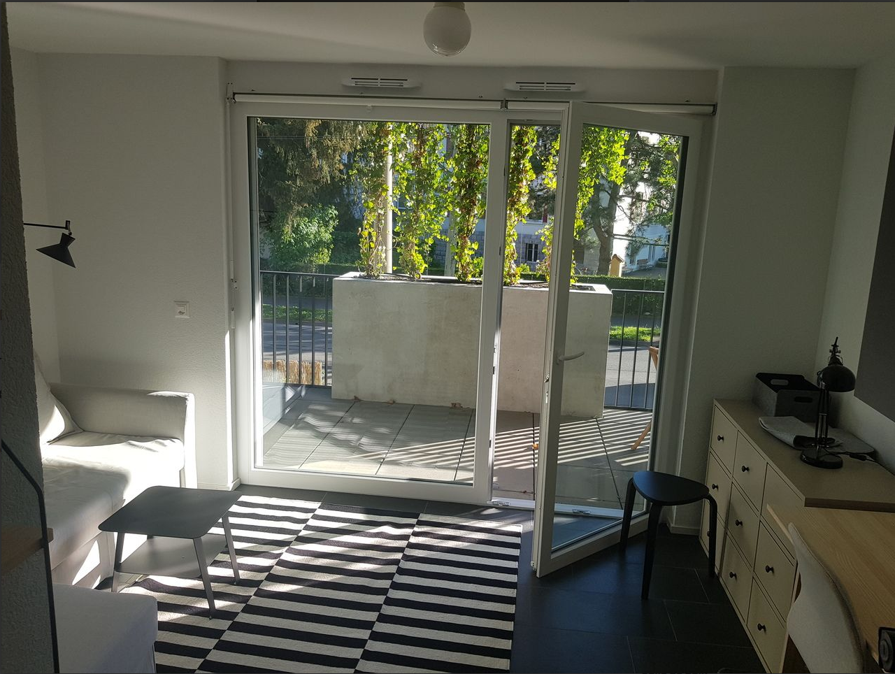Itsenäinen Studio Renens 249049