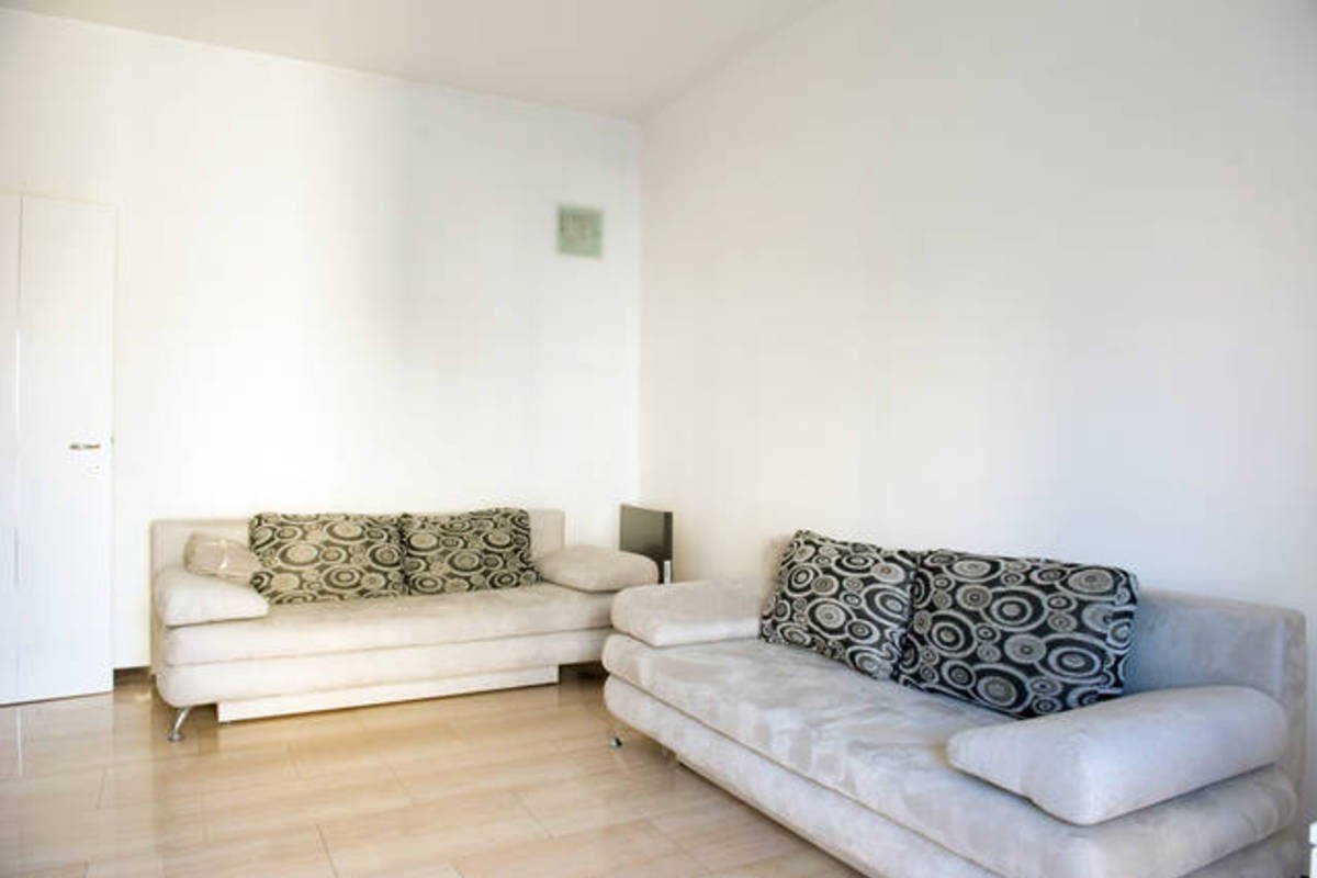 Independent Studio Milano 150673