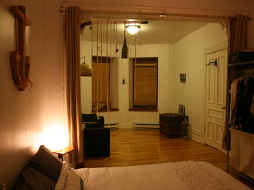 Roomlala | Zeer grote kamer, Plateau Mont-Royal