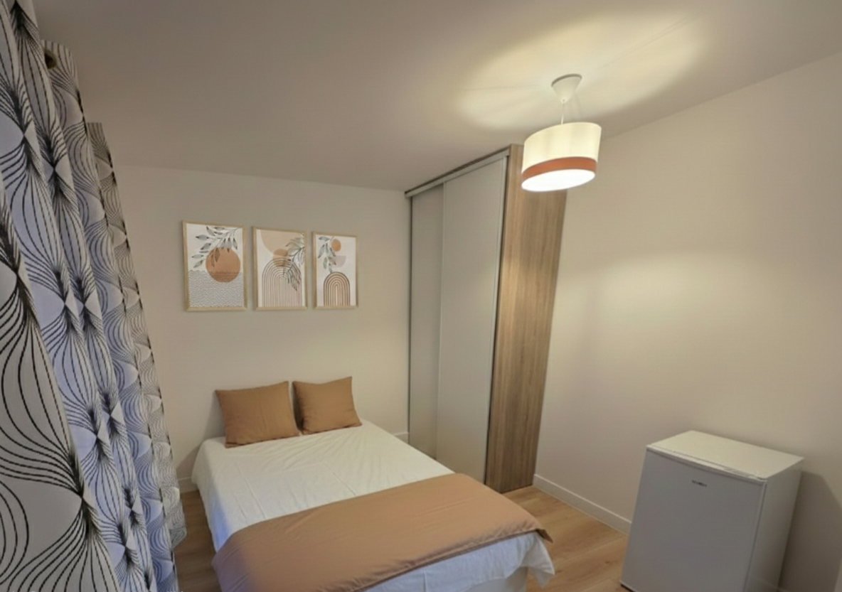 Homestay Poissy 659115