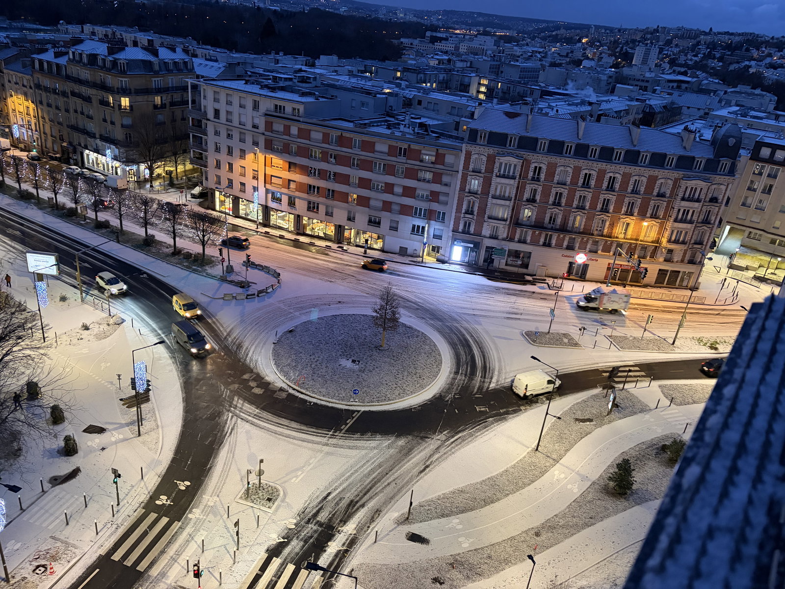 Homestay Suresnes 653141