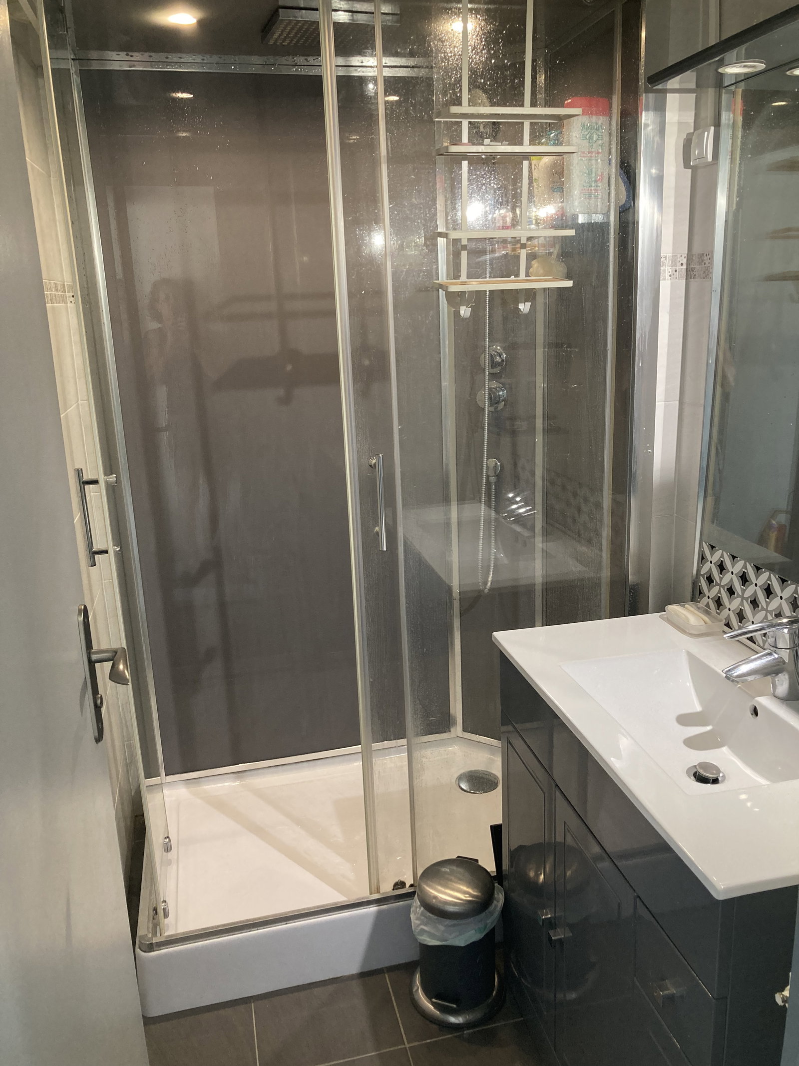 Homestay Pessac 641202