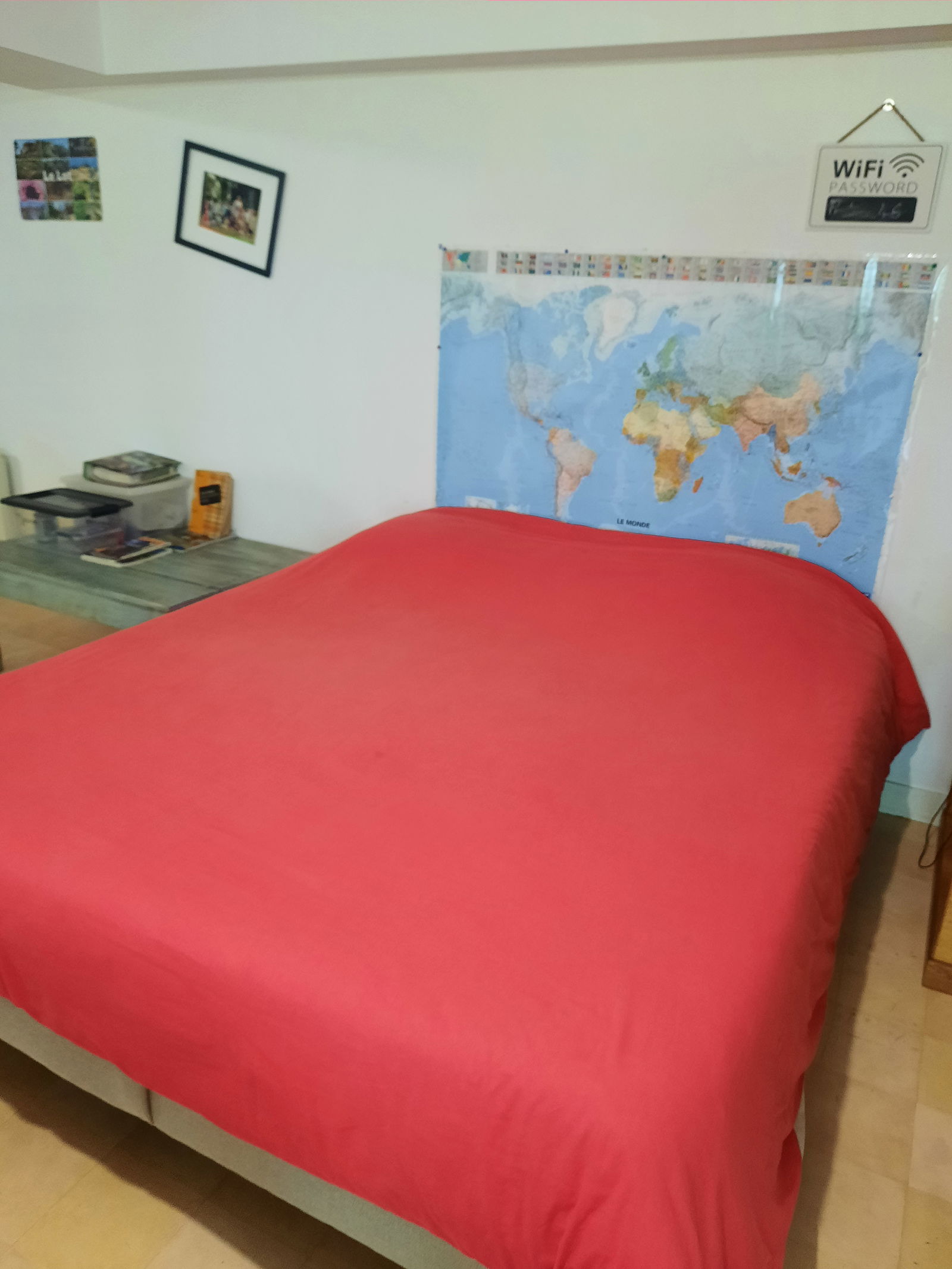 Homestay Saint-Laurent-les-Tours 384208