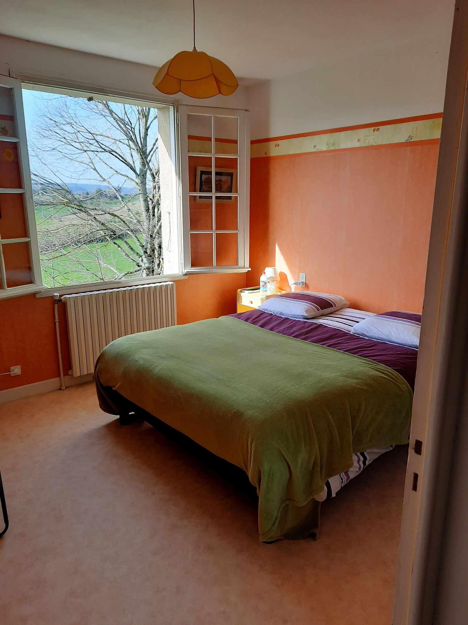 Homestay Saint-Laurent-les-Tours 384208