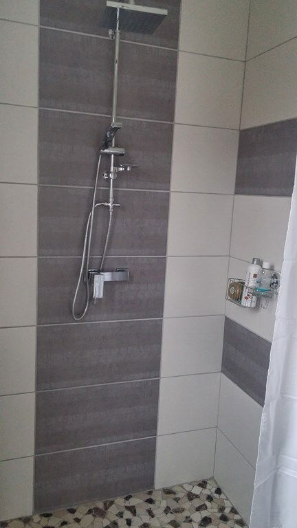 Homestay Esboz-Brest 127566