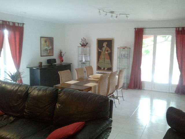 Homestay Ledenon 32312