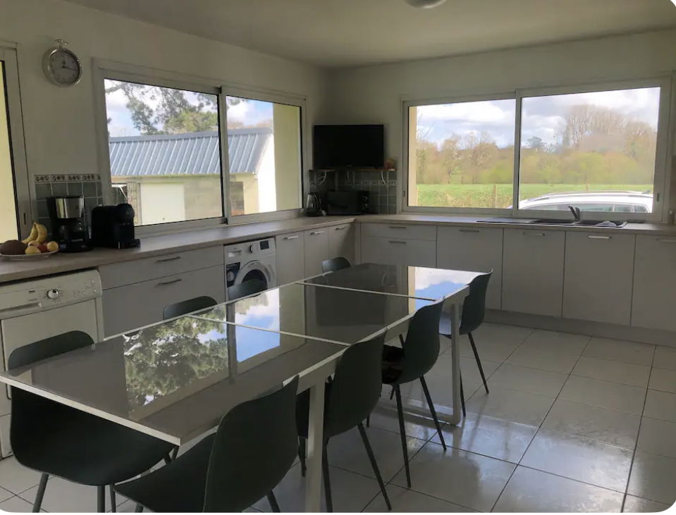 Homestay Saint-Clet 244452