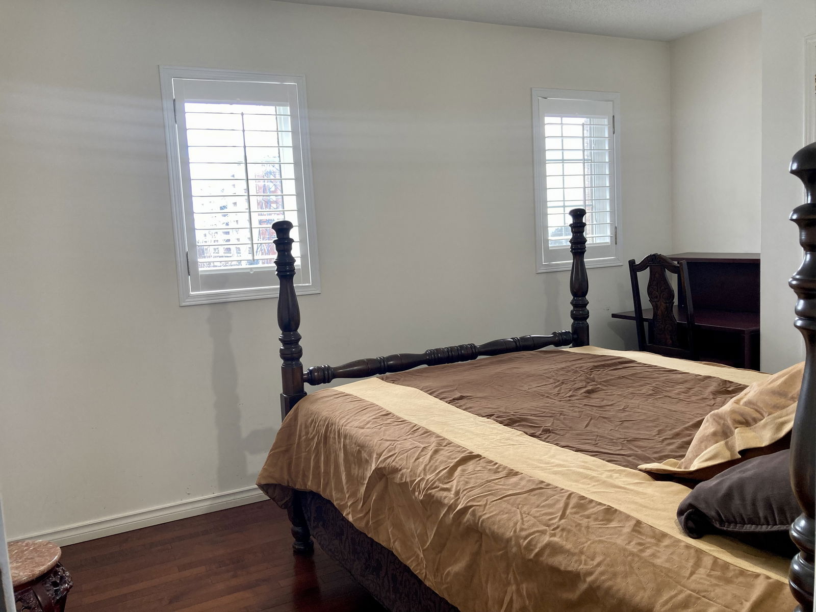 Gaascht Zëmmeren Toronto 389467