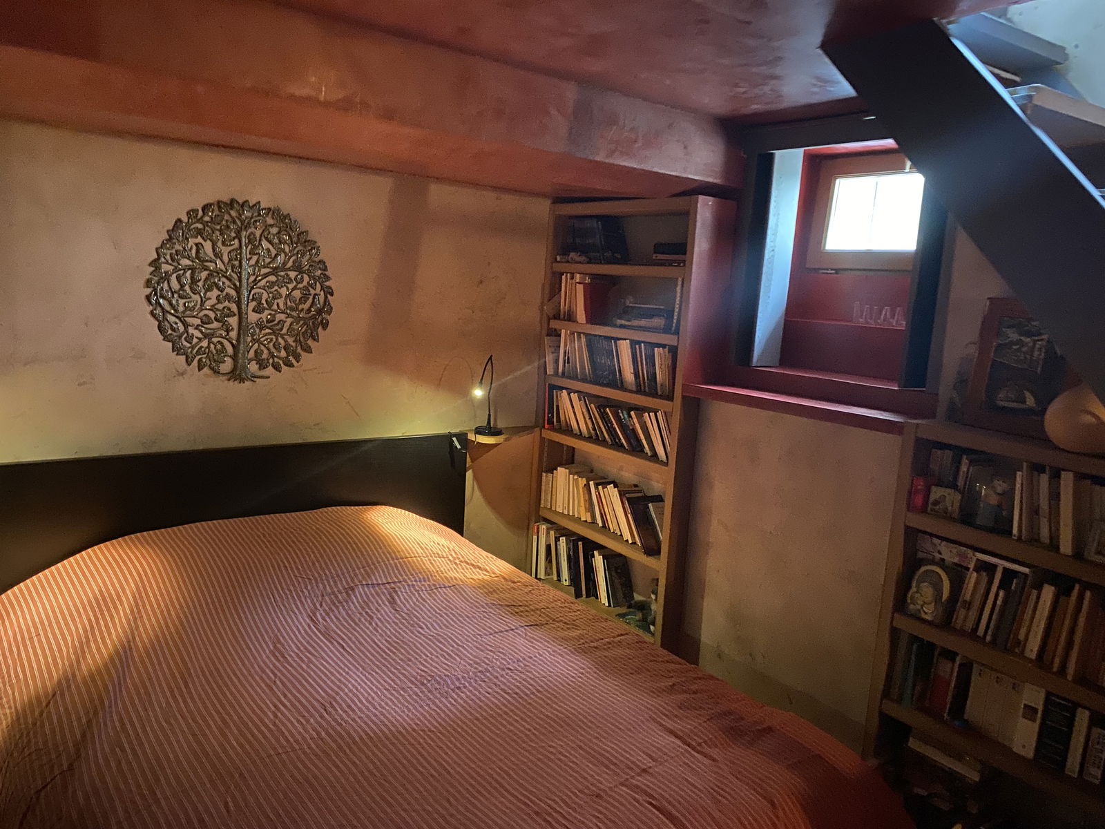 Homestay Paris 414026