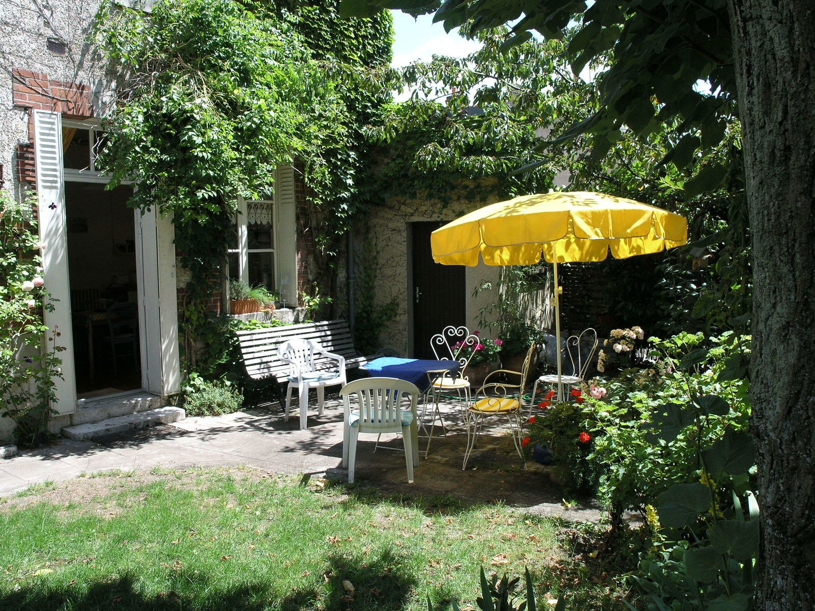 Gaascht Zëmmeren Saint-Jean-de-la-Ruelle 44840