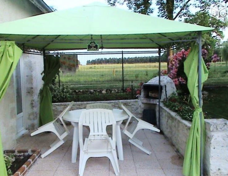 Homestay Cour-Cheverny 97518