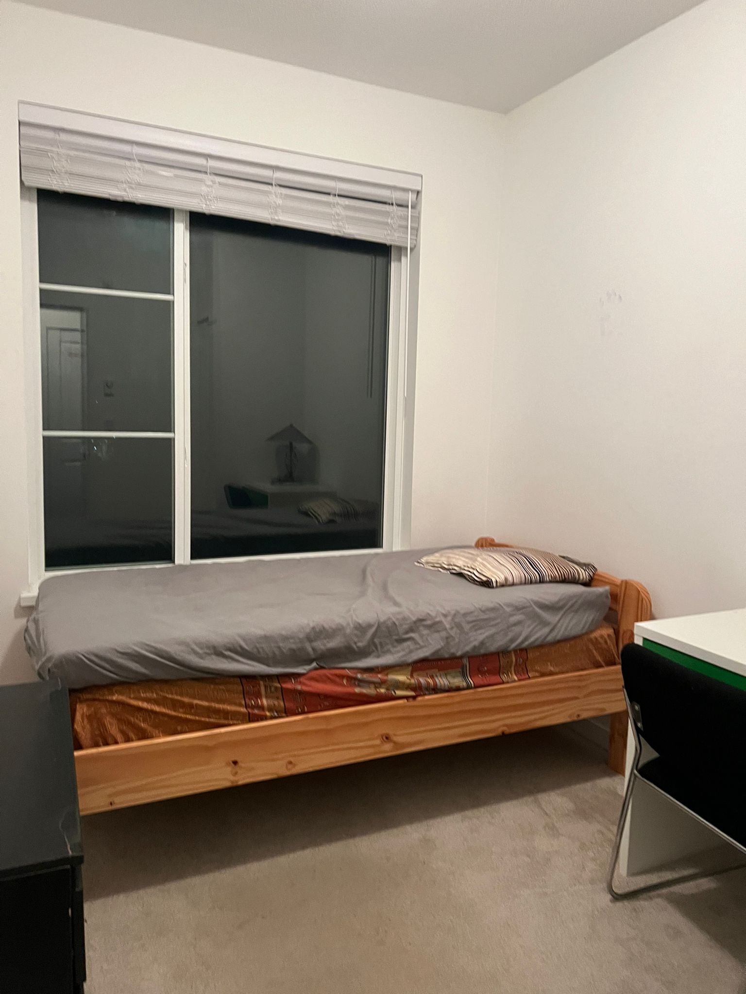 Colocation Surrey 635997