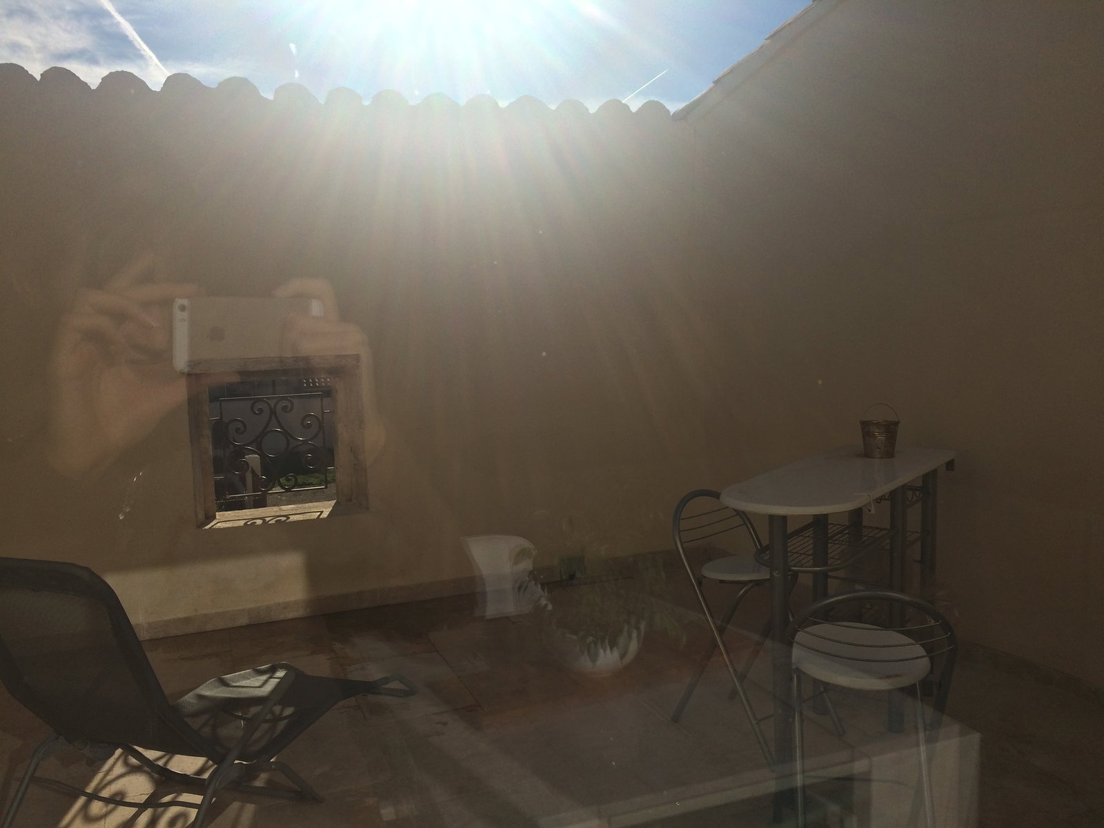 Colocation Noves 92864