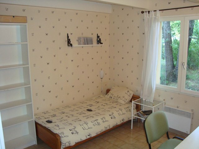 Homestay Éguilles 49168