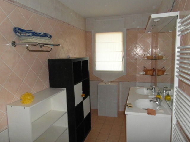 Homestay Dardilly 30590