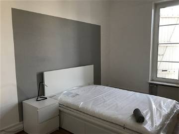 Roomlala | Zimmer 19m2 Nähe Esch / Alzette