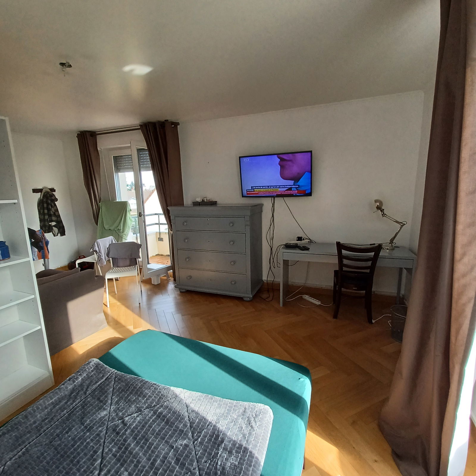 Kolokation Noisy-le-Grand 322190