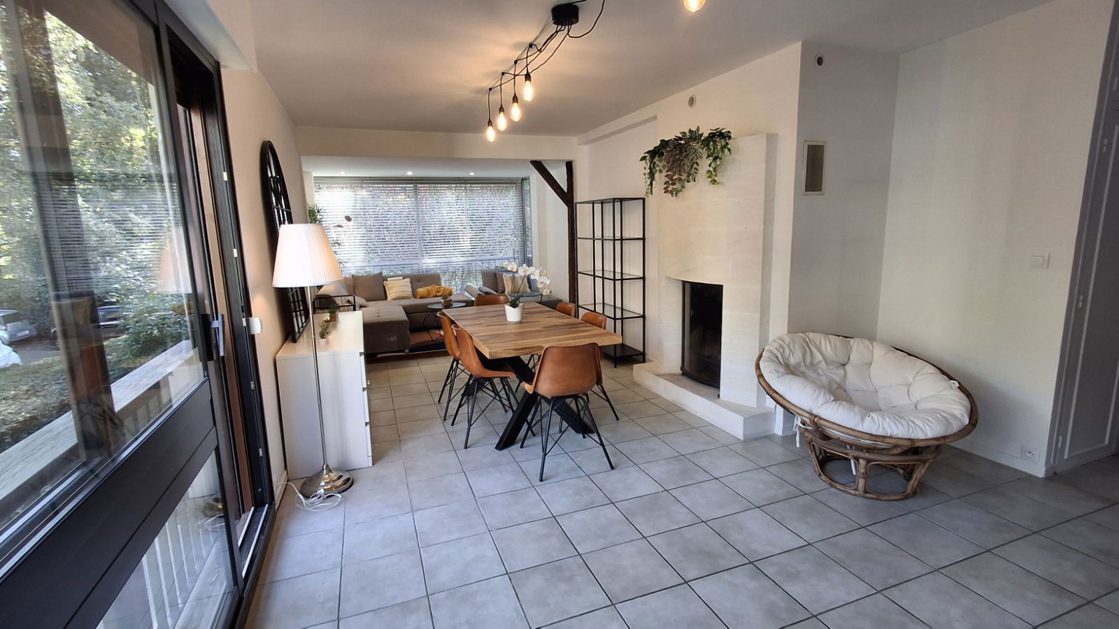 Kolokation Fontenay-le-Fleury 463181