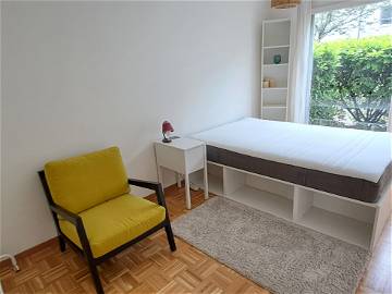 Roomlala | Zimmer in einer grossen 3.5 Zimmerwohnung mit Garten