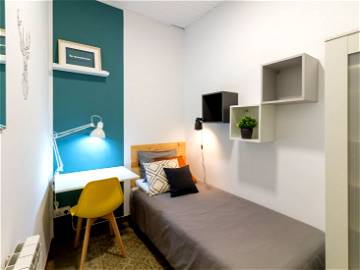 Roomlala | Zimmer In Gracia (RH8A-R1)