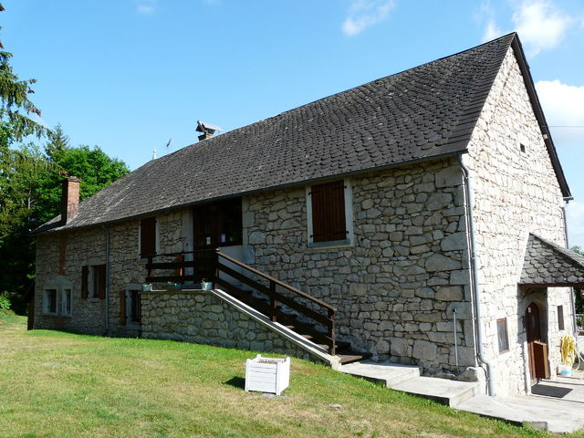 Gästezimmer Saint-Julien-prés-Bort 45234